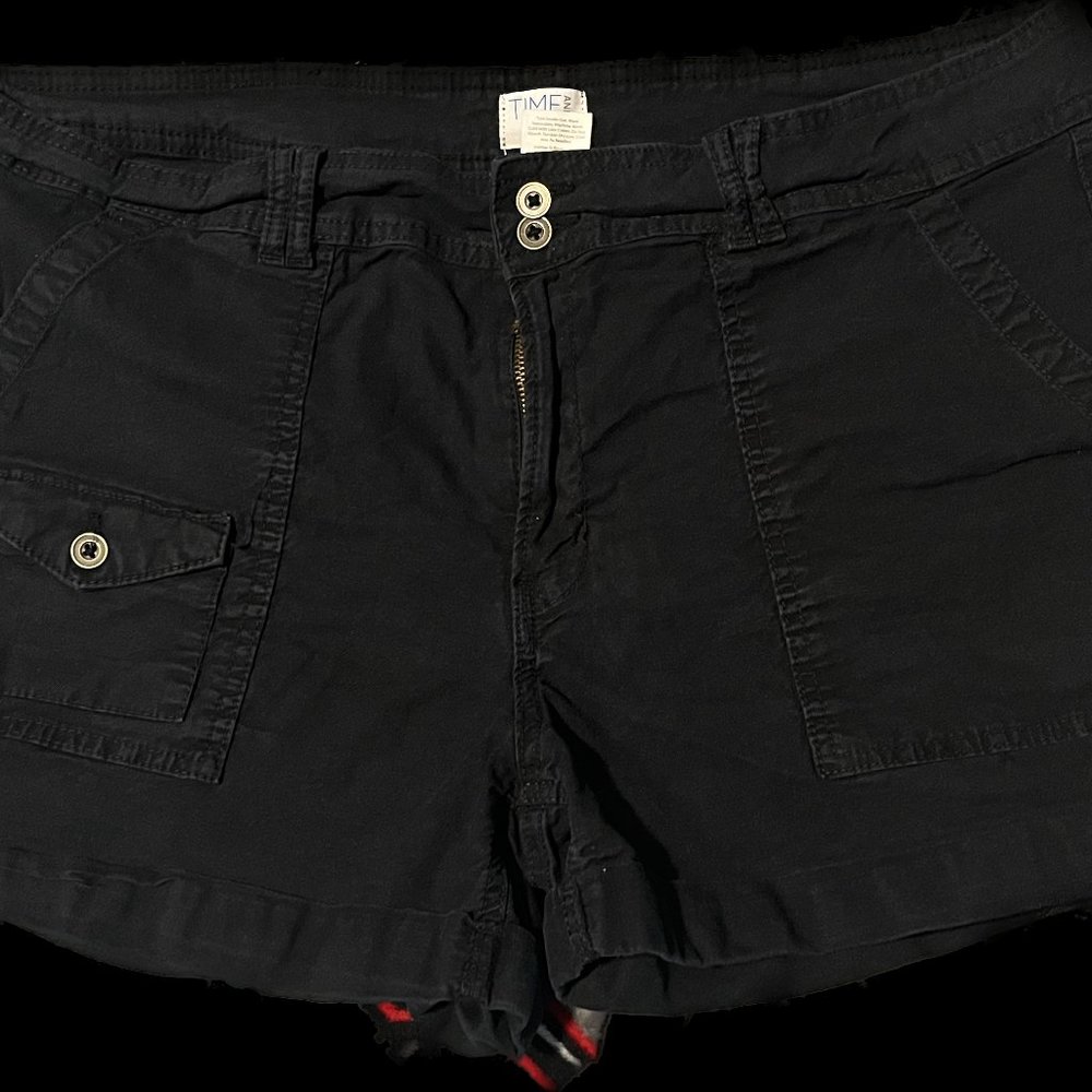 Time & Tru Shorts